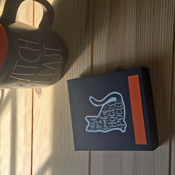 Handmade Mini Hocus Pocus Theme Halloween Cards & Envelopes Boxed Set of 6 - Picture 2 of 12